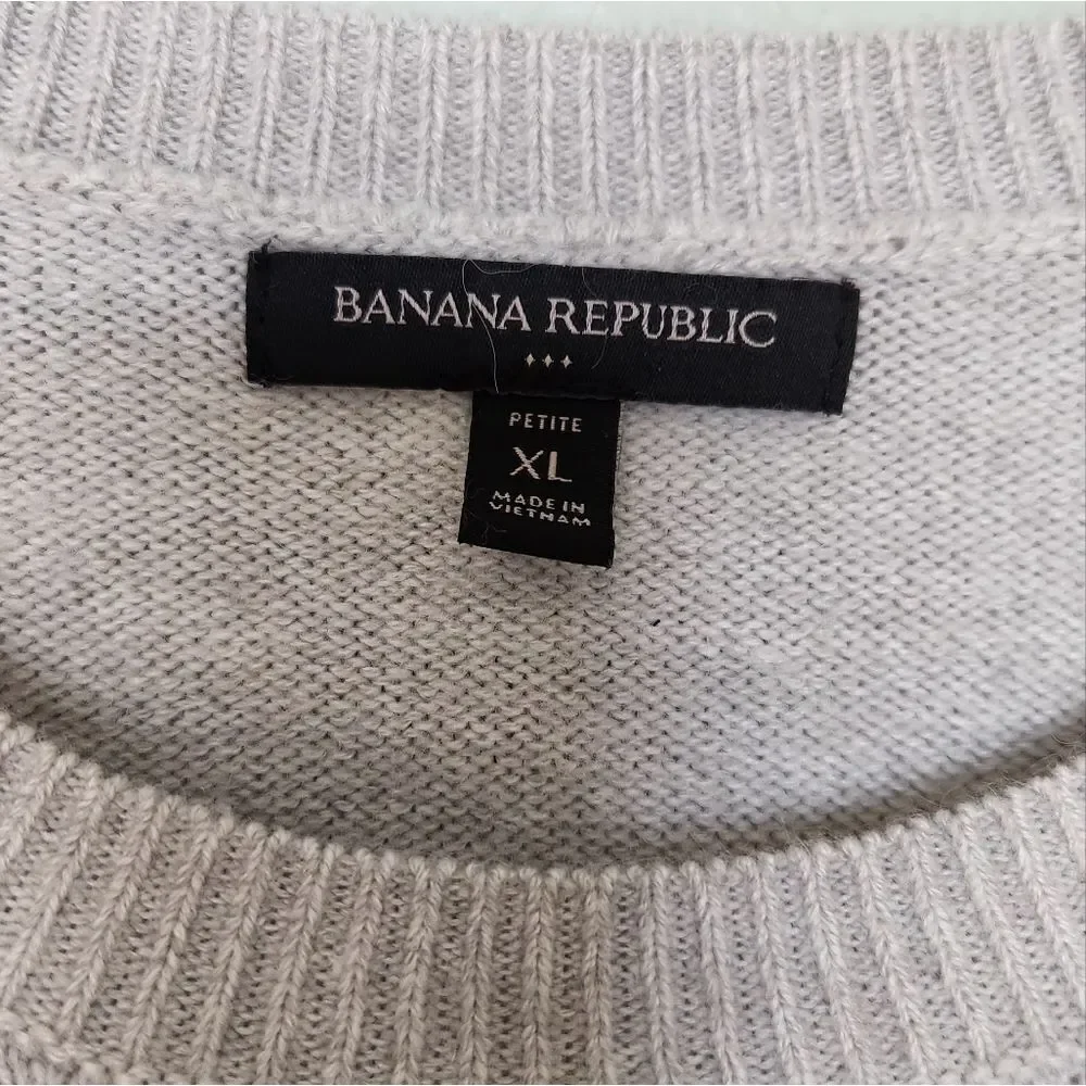 🌟2 For $25 Banana Republic Light Gray Sweater Size XLP